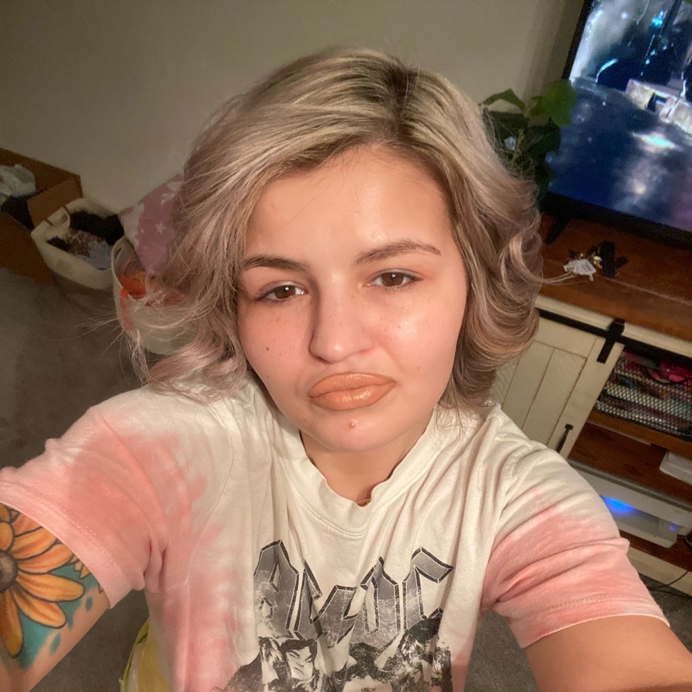 Meet your Posher, Sarah